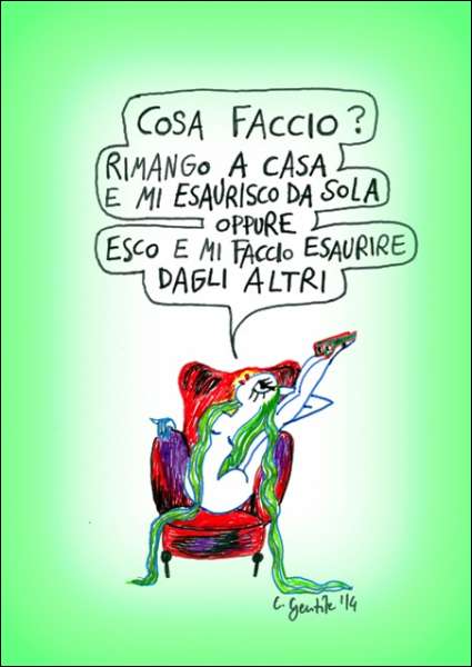 Una donna uggiosa seduta sulla poltrona pensa: cosa faccio? Rimango a casa e mi esaurisco da sola oppure esco e mi faccio esaurire dagli altri?