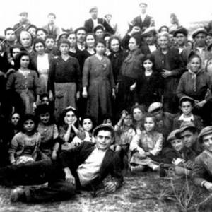 Foto Matera onora la memoria di VINCENZA CASTRIA combattente durante l'occupazione delle terre 1