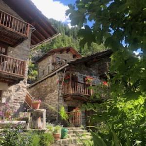 Foto Il Grande Sentiero Walser e il cammino della Valle d’Aosta: la valle di Gressoney 3