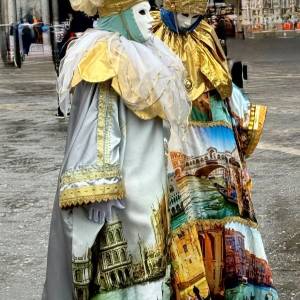 Foto Sono Venezia e vi svelo la storia segreta delle mie donne nelle botteghe d’arte 1