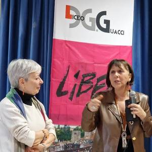 Foto 'Donne e mafia'. Se ne è parlato al Liceo 'Guacci' di Benevento 2