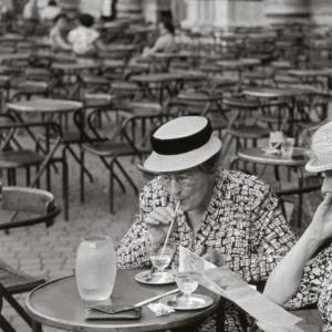 Foto 'The Illusion of Time' a Bologna con le fotografie di Ruth Orkin  1