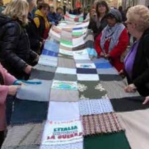 Foto Modena / Prosegue il cammino del Grande Tappeto di Pace: 'NO alla Guerra' 2