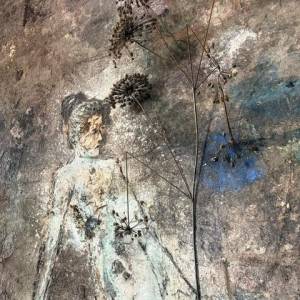 Foto Scienziate, farmaciste e studiose dimenticate dalla storia ufficiale e interpretate da Kiefer
 3