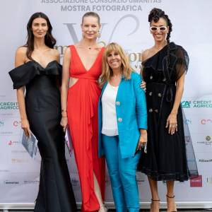 Foto Milano/Women for Women against Violence: 21 storie di donne unite dalla forza di rinascere 8