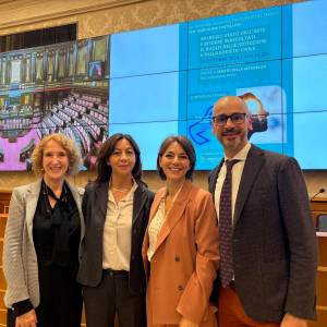 Foto Ogni voce porta luce: balbuzie, ascolto e diritto di esprimersi

 1