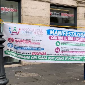 Foto Caregiver familiari in presidio a Roma. Cosa si aspettano dallo Stato? 6