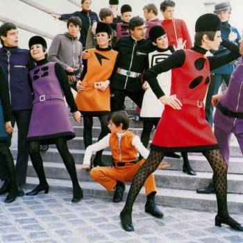 Foto: Pierre CARDIN, la MODA, le DONNE, i GIOVANI 