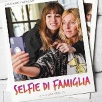 Foto: Un ‘Selfie di famiglia’ che diverte e commuove