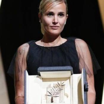 Foto: A Cannes trionfano le registe: a due donne i due premi più ambiti