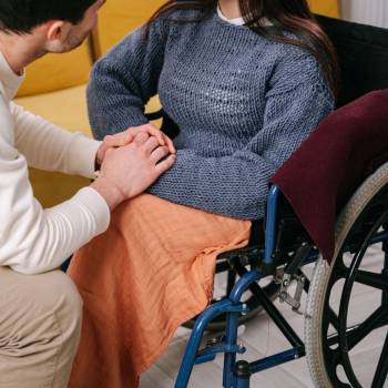 Foto: Violenza sulle donne con disabilità: chi protegge chi non riesce nemmeno a chiedere aiuto?