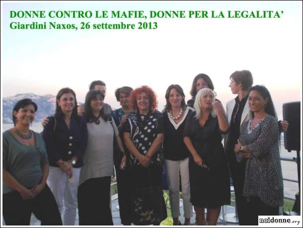 Foto: Donne contro la mafia a Naxoslegge