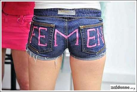 Foto: Femen, femministe in topless