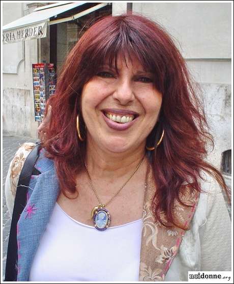 Foto: Le donne tra sovraesposizione e censura