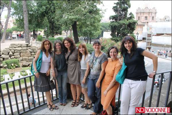 Foto: Mamme unite e organizzate, come in un… ALVEARE!