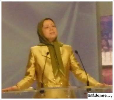 Foto: Maryam Radjavi, una donna per l'Iran - di Elisabetta Colla