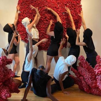 Foto: Ginny Sykes, l’artista in cerca dell’essere donna