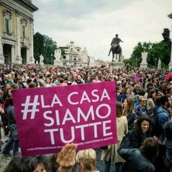 Foto: #GIU' LE MANI DALLA CASA: neanche il DASPO ci ferma!