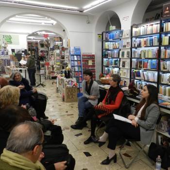 Foto: 'Dentro altri giorni' di Rosanna Marcodoppido, la poesia e la natura